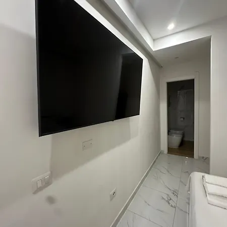 - Loft Con Giardino A 150 Mt Dal Mare